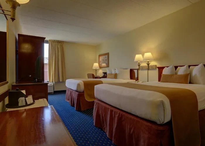 Hotel Surestay By Western Chicago