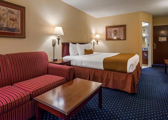 Hotel Surestay By Western Chicago