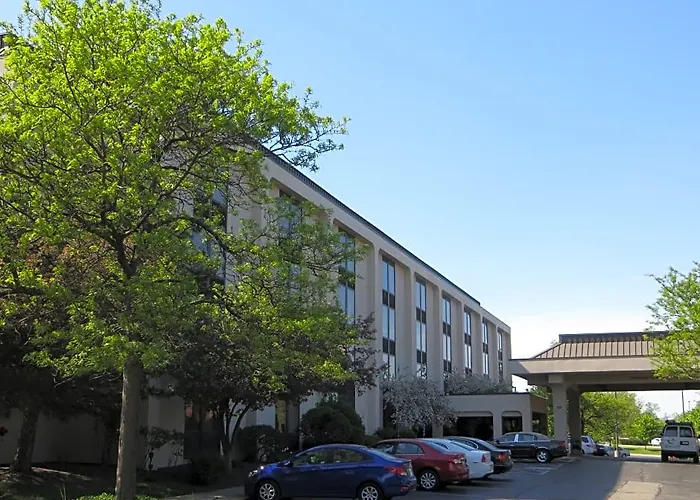 Surestay By Western Chicago Hotel
