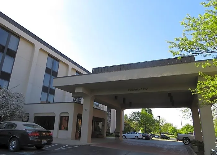 Surestay By Western Chicago Hotel