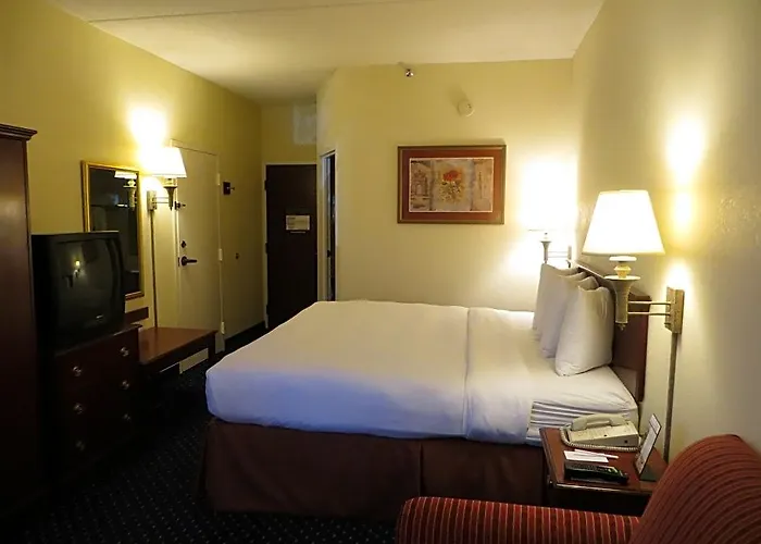 Hotel Surestay By Western Chicago