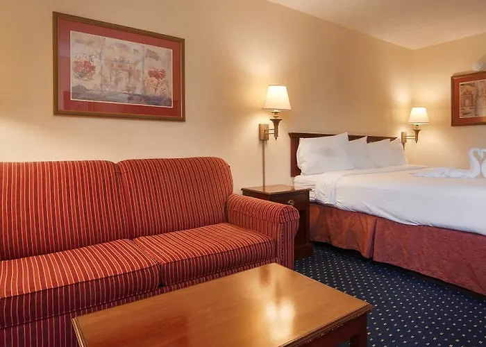 Hotel Surestay By Western Chicago Lombard