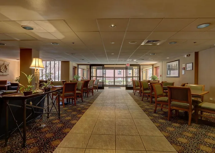 Surestay By Western Chicago Hotel 3*